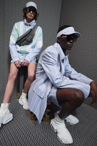 Look 5